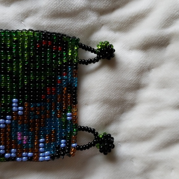 Beautifully designed beaded bracelet - Picture 2 of 4